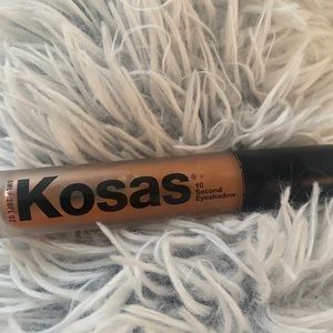 Kosas 10-second eyeshadow in Supreme